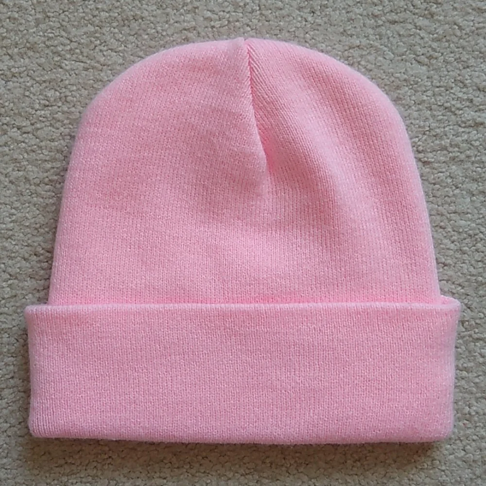 NFL CHICAGO BEARS PINK KNIT WITH EBROIDERED ĹOGO BEANIE HAT One Size